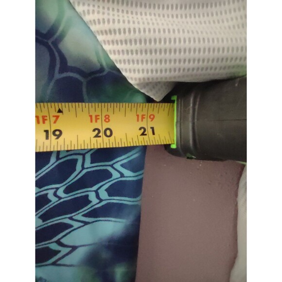 HUK Fishing Men's Long Sleeve Performance Fabric Size Medium - Picture 7 of 8